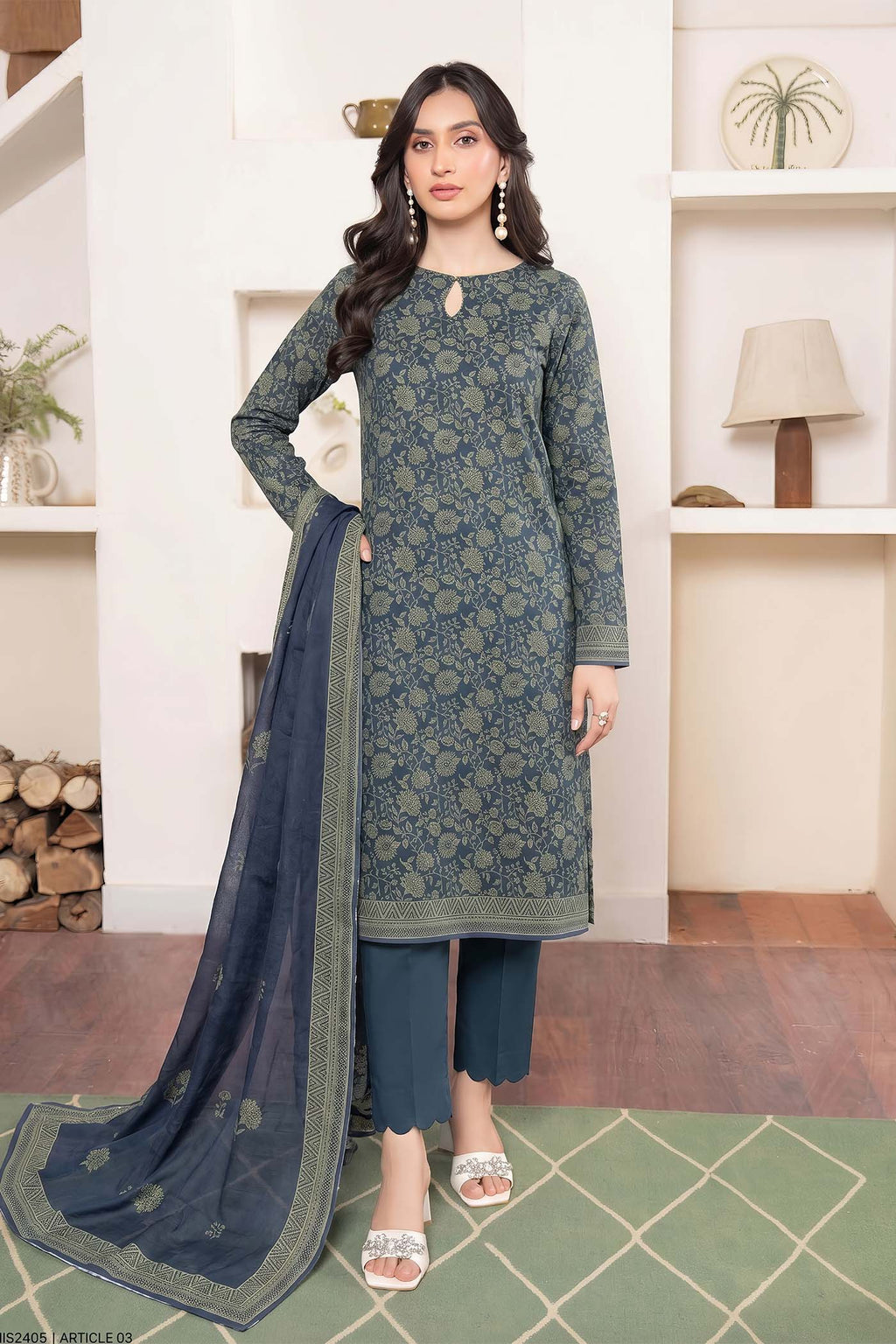 Bagh-e-Iram Jacquard Lawn V2 D10
