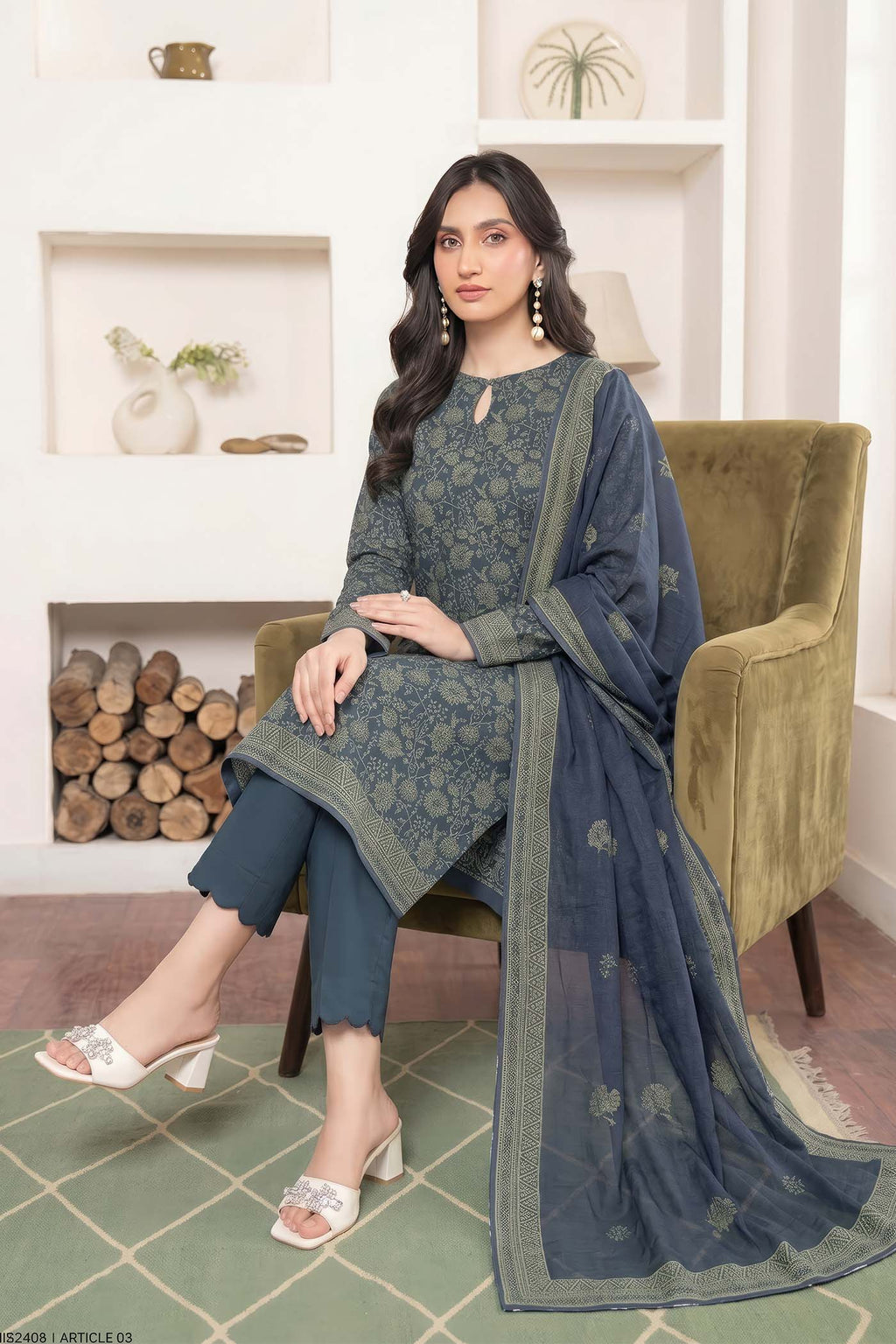 Bagh-e-Iram Jacquard Lawn V2 D10