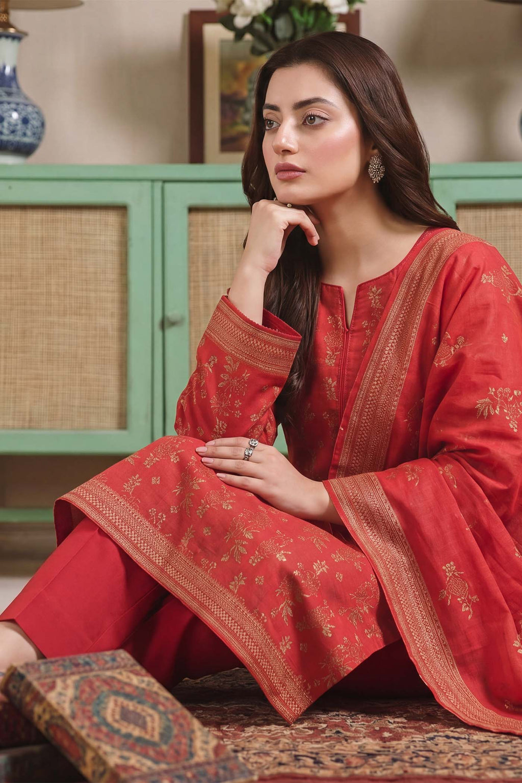 Bagh-e-Iram Jacquard Lawn V2 D13