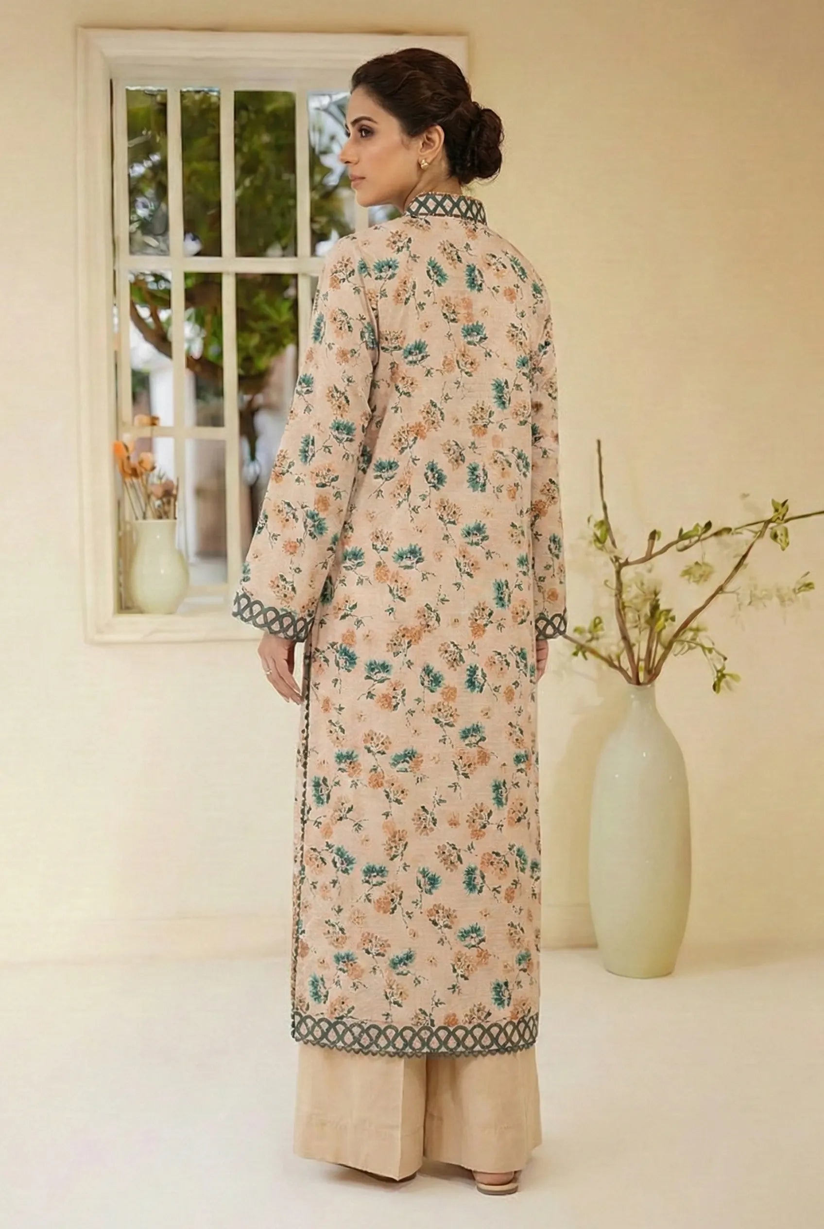 2 Piece Chiefly Viscose D1 Secondary image