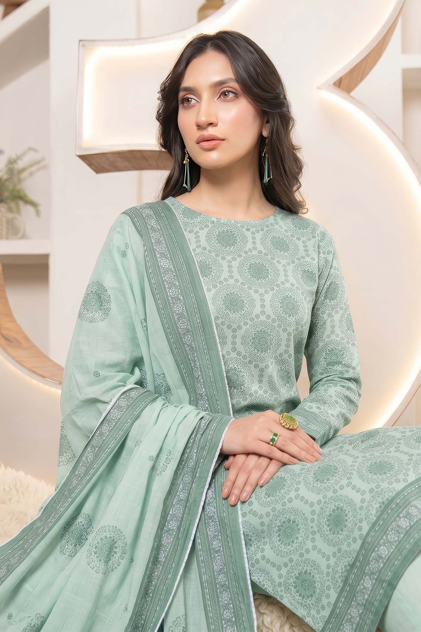 Bagh-e-Iram Jacquard Lawn V2 D07