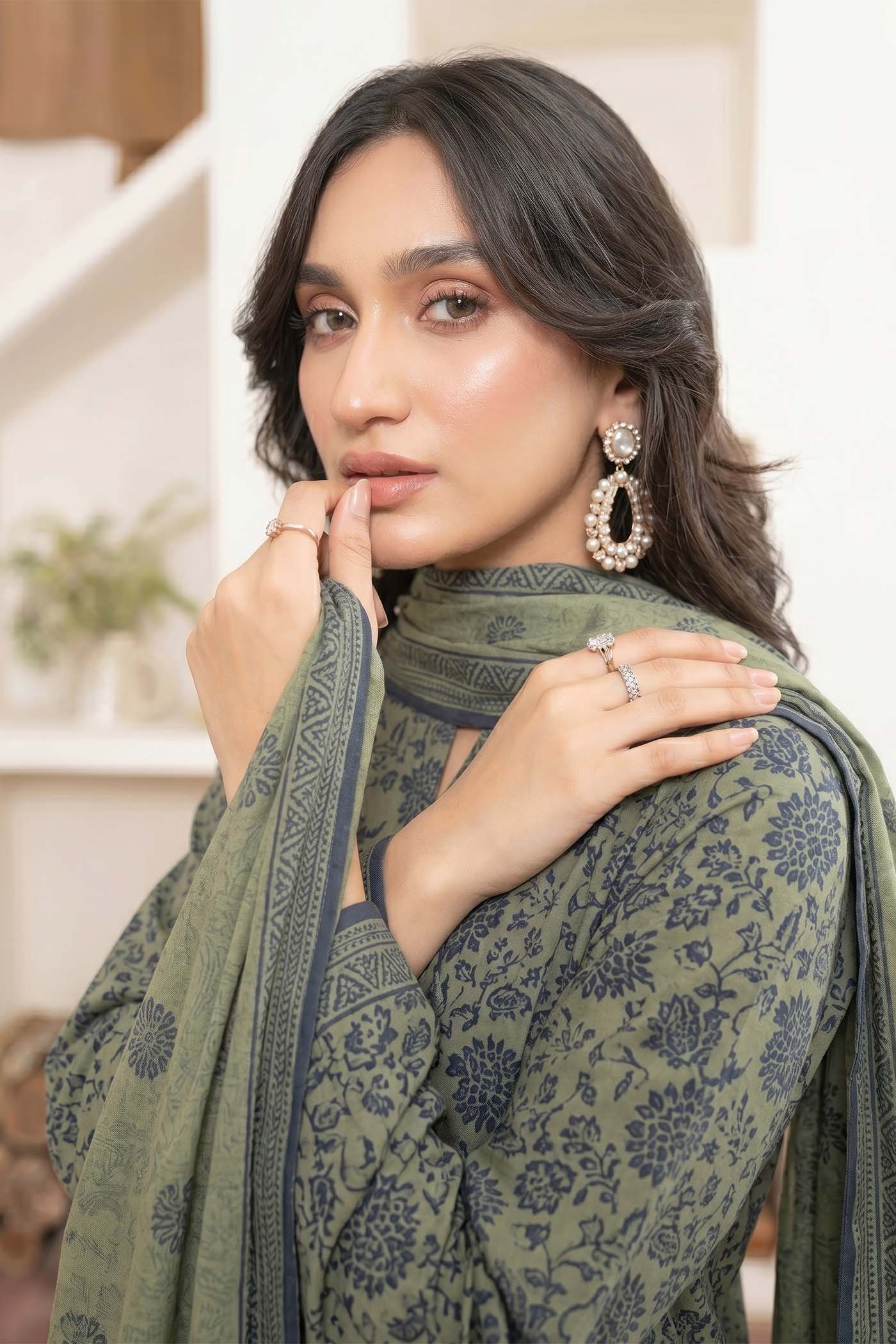 Bagh-e-Iram Jacquard Lawn V2 D08