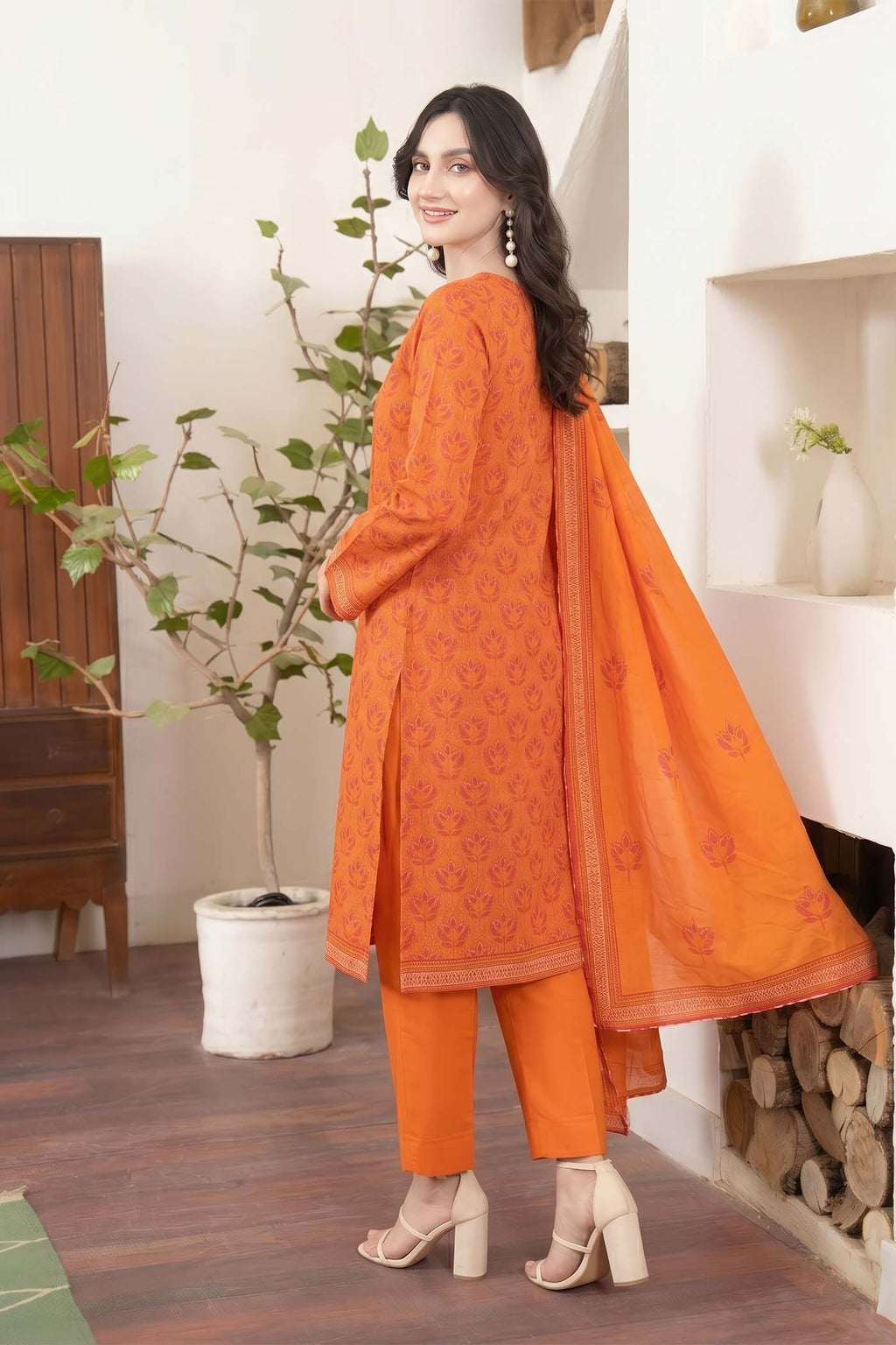 Bagh-e-Iram Jacquard Lawn V2 D09