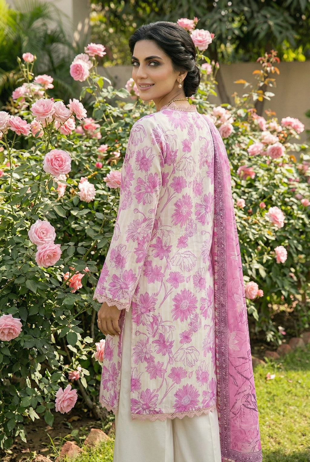 Bagh-e-Iram Jacquard Lawn D13