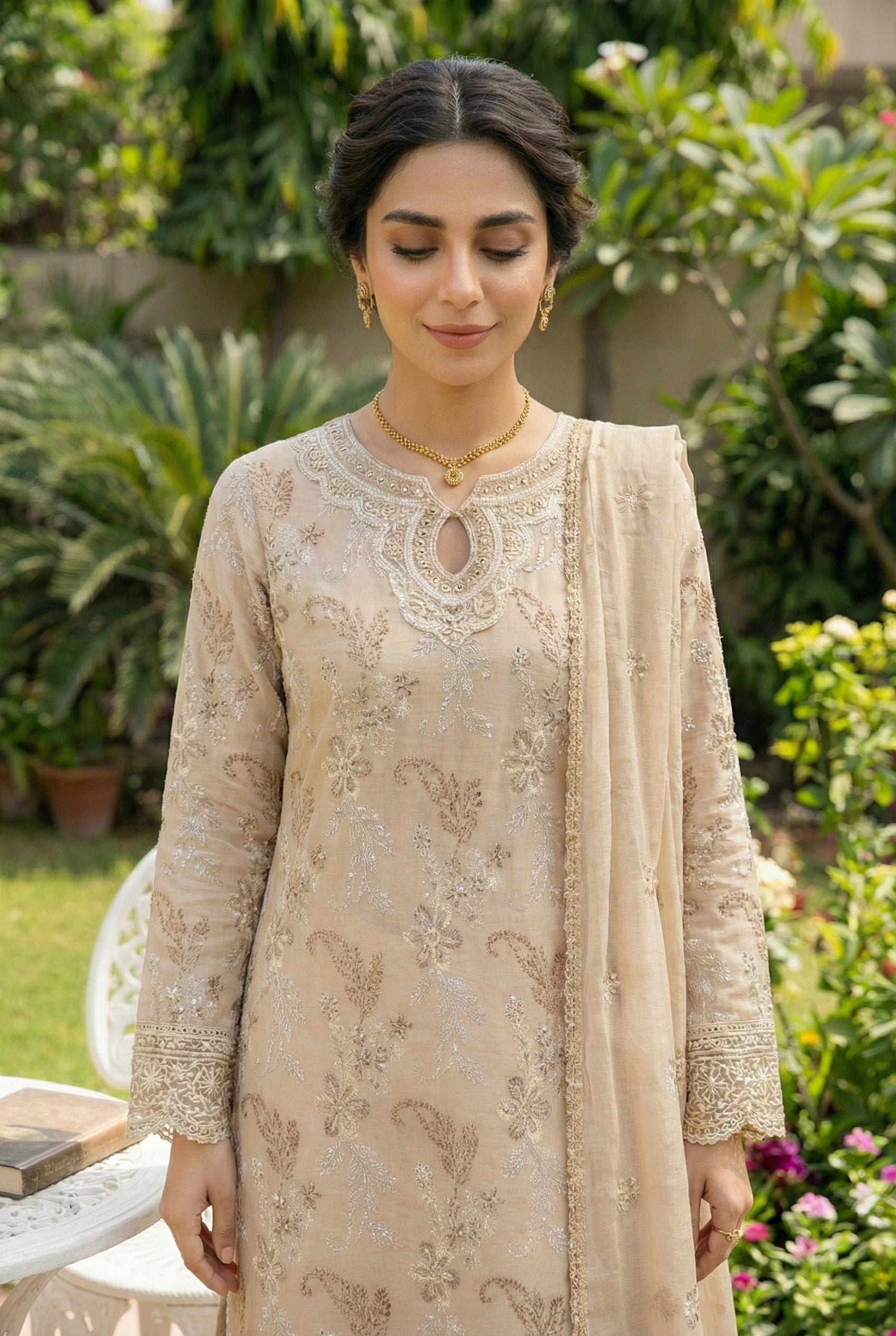 Gul-e-Sehar Embroidered Lawn D6